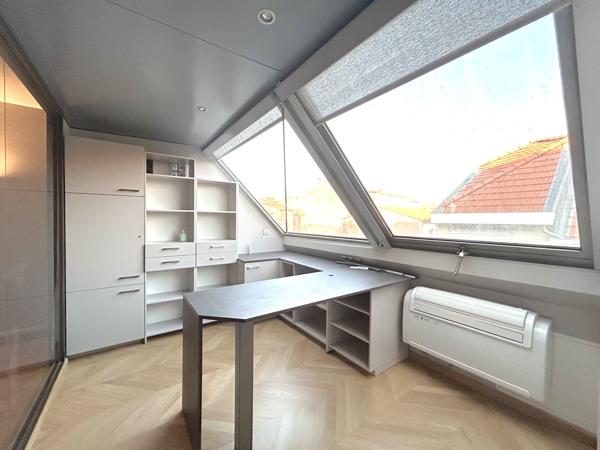 Bureaux à vendre à Bordeaux centre avec accès ERP PMR et ascenseur - Place Gambetta