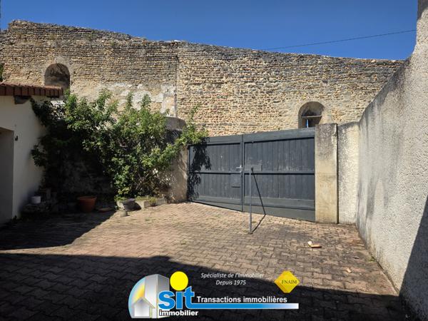 Maison familiale 170 m² – 4 chambres + bureau – Aucun travaux – Roussillon