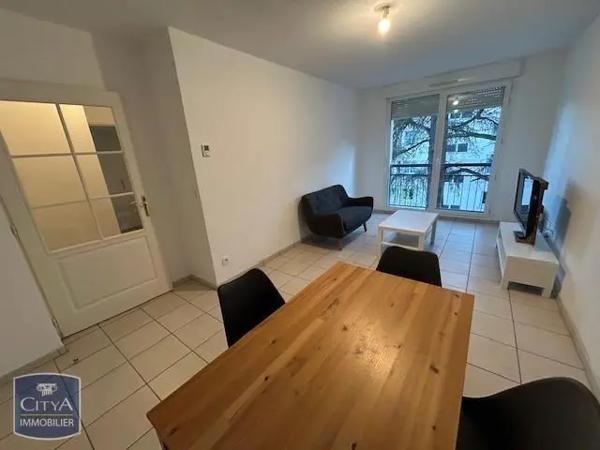 Appartement à louer 2 pièces 43.32m²