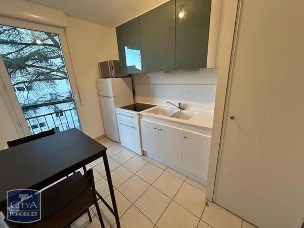 Appartement à louer 2 pièces 43.32m²