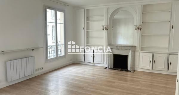 Location Appartement 2 pièces 47.42 m² - Paris 75017