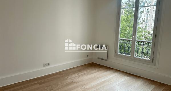 Location Appartement 2 pièces 47.42 m² - Paris 75017