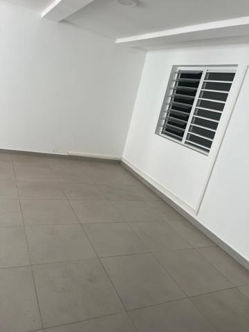 Appartement 3 pièces centre ville de Cayenne 1090 79.56m².