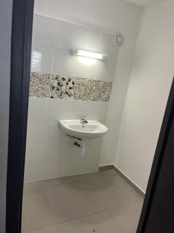Appartement 3 pièces centre ville de Cayenne 1090 79.56m².