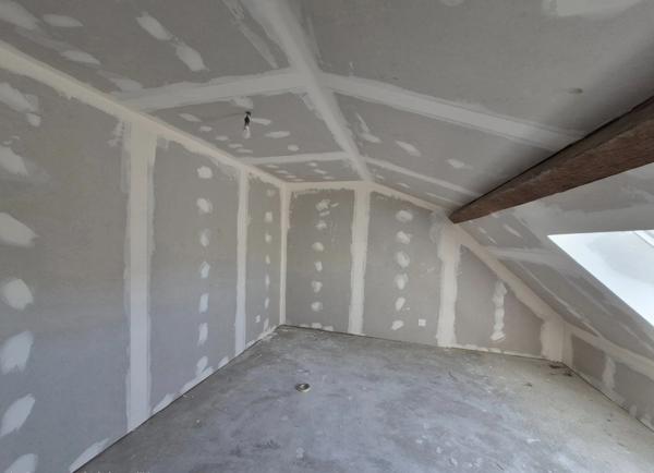 Maison à vendre 5 pièces LE DESCHAUX (39)