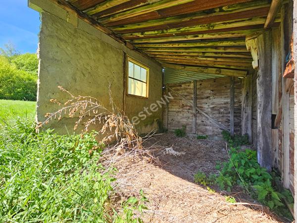 Terrain de loisir à Brignancourt - 4 393m² avec box existant et viabilisation possible