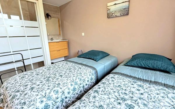 Maison à vendre    12 pièces • 455,90 m2 Saubrigues