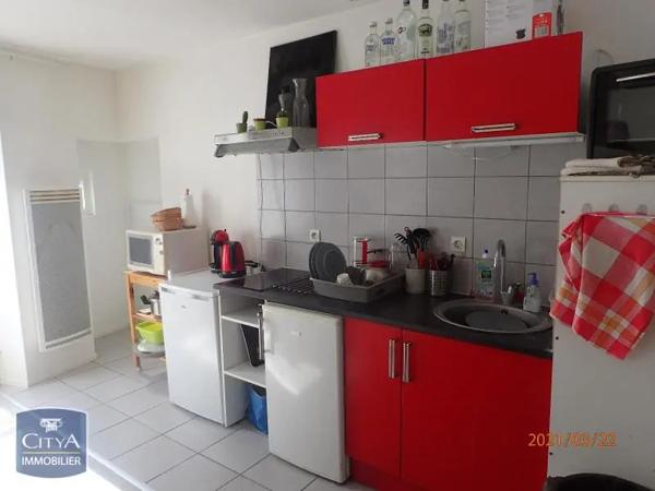 Appartement à louer 2 pièces 42m² Angoulême (16000)