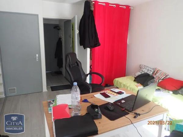 Appartement à louer 2 pièces 42m² Angoulême (16000)