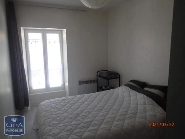 Appartement à louer 2 pièces 42m² Angoulême (16000)