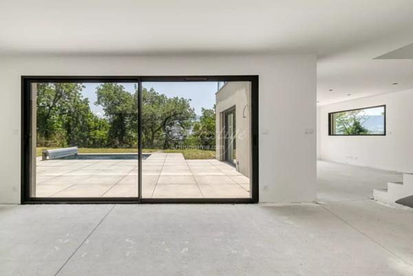 Vente Maison 7 pièces 201 m2 à Chambéry