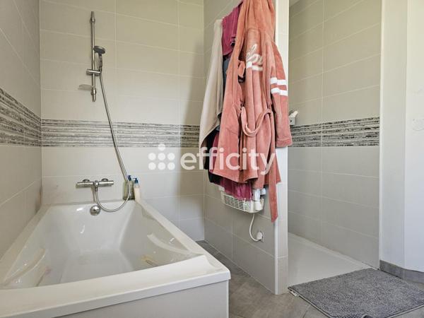 Maison 4 pièces - 92 m² Exclusivité efficity