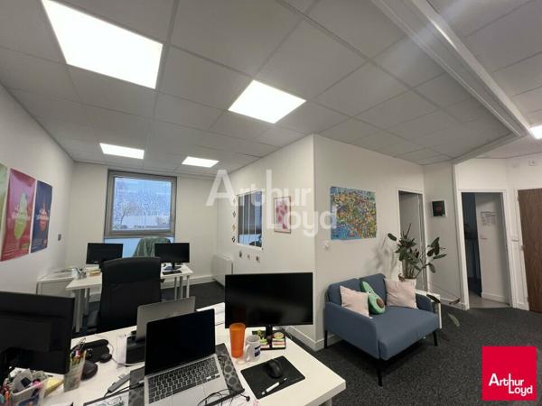 RENNES ZONE TERTIAIRE - BUREAUX A LOUER