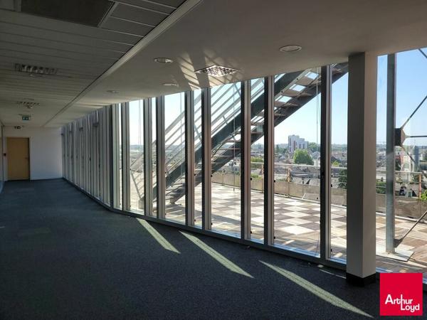 VENTE BUREAUX 625m²-TERRASSE LE MANS GARE TGV