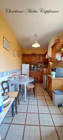 Ancienne ferme de caractère proche de Cluny, sur une parcelle de terrain de plus de 5 000 m² de terrain