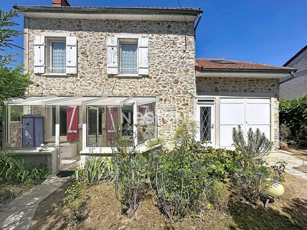Maison Pringy 7 pièces, 4 chambres, terrain, garage, cave