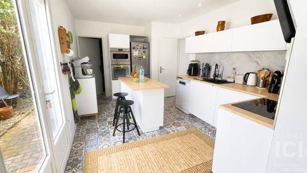 Maison Sautron de plain pied 6 pièce(s) 131 m2