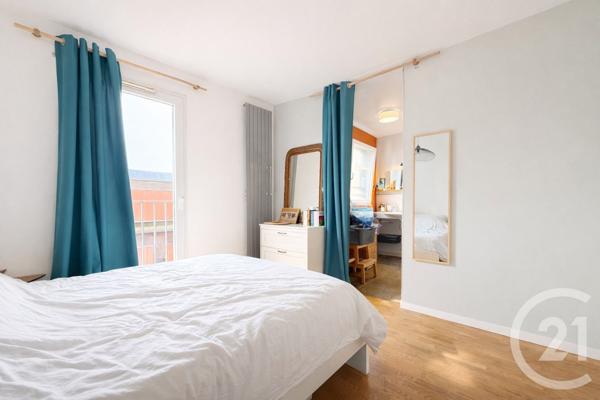 Appartement T4 à vendre  4 pièces - 84,21 m2 LA PLAINE ST DENIS - 93