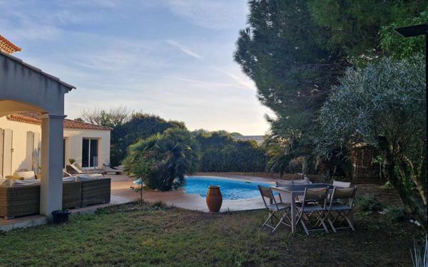 Maison à vendre    6 pièces •  Mèze