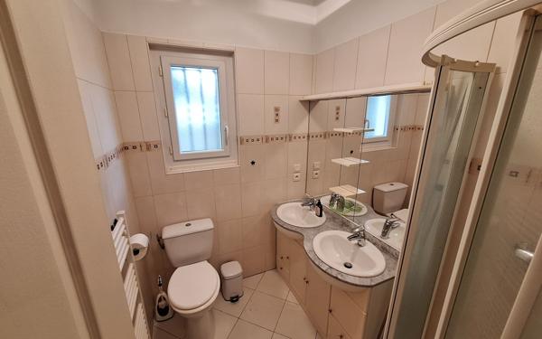 Maison à vendre    5 pièces • 111 m2 Royan