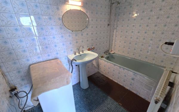 Maison à vendre    5 pièces • 90 m2 Montceau-les-Mines