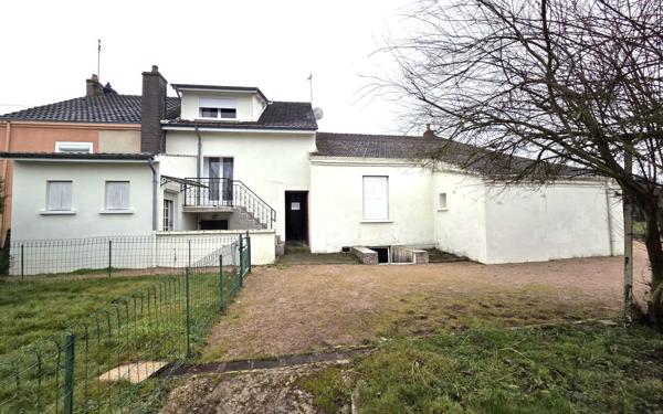 Maison à vendre    5 pièces • 90 m2 Montceau-les-Mines