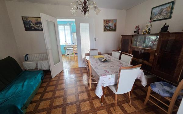 Maison à vendre    5 pièces • 90 m2 Montceau-les-Mines