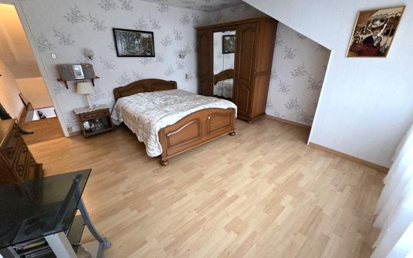 Maison à vendre    5 pièces • 90 m2 Montceau-les-Mines