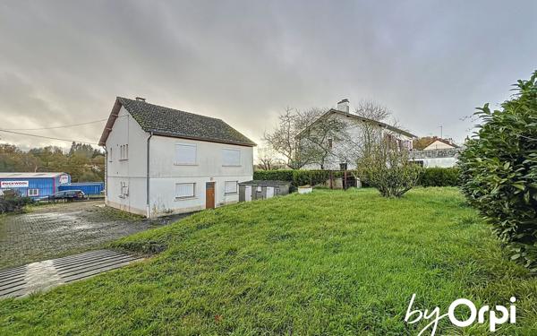 Maison à vendre    4 pièces •  Saint-Éloy-les-Mines