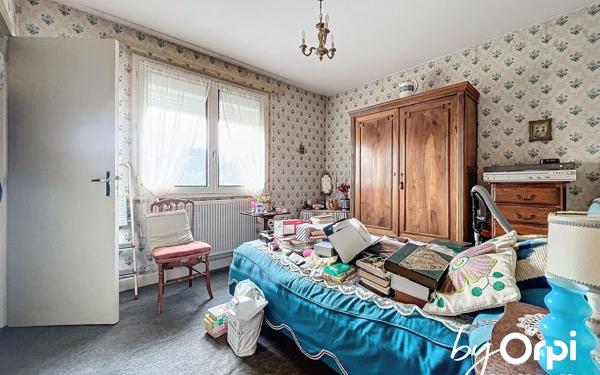 Maison à vendre    4 pièces •  Saint-Éloy-les-Mines