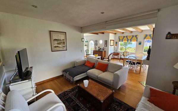 Maison à vendre    8 pièces • 211 m2 Trébeurden