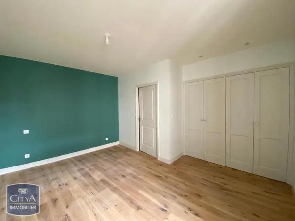 Appartement à louer 2 pièces 47.5m²