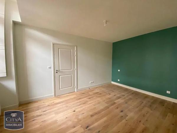 Appartement à louer 2 pièces 47.5m²