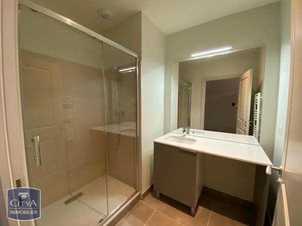 Appartement à louer 2 pièces 47.5m²