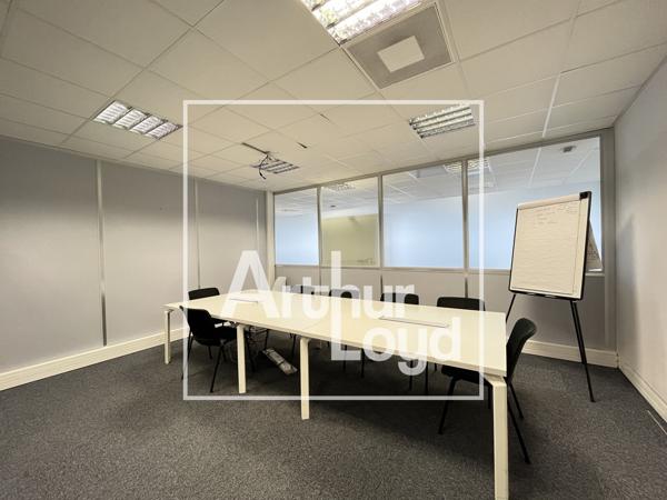 A LOUER BUREAUX PARC DE L'AEROPORT PEROLS - PROCHE TRAMWAY LIGNE 1
