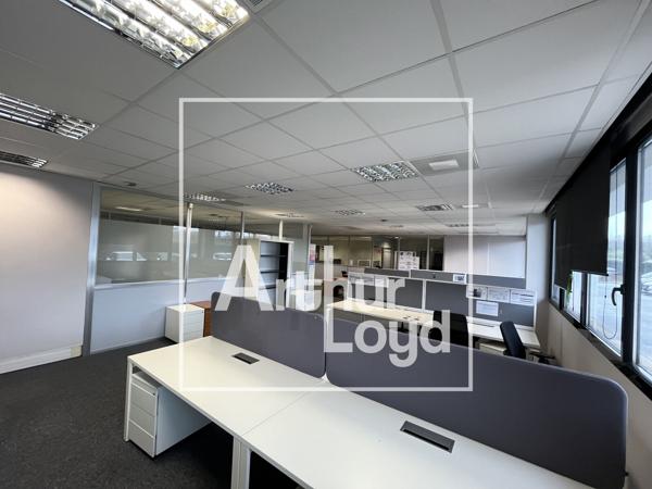 A LOUER BUREAUX PARC DE L'AEROPORT PEROLS - PROCHE TRAMWAY LIGNE 1