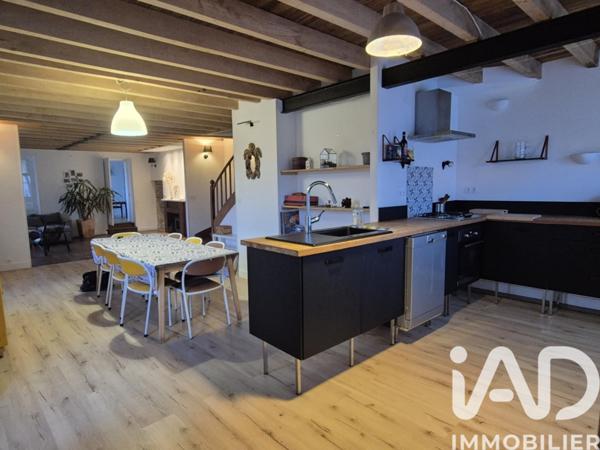 Maison à vendre 5 pièces 174 m² Saint-Sauvant