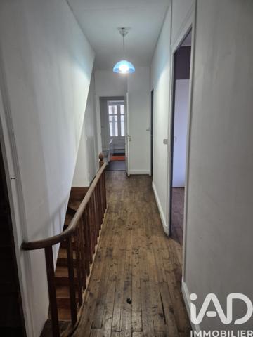 Maison à vendre 5 pièces 174 m² Saint-Sauvant