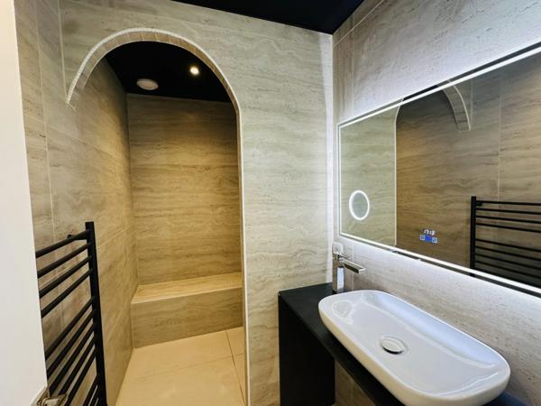 Appartement Penthouse 153 m2 à OYONNAX (01)