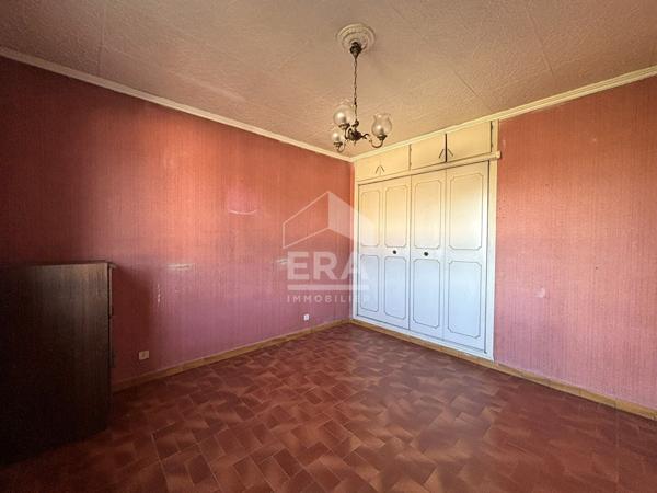 Maison à Avignon 5 pièces - 3 chambres - 1 bureau - Garage - Dépendances