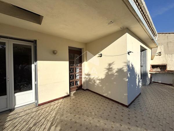 Maison à Avignon 5 pièces - 3 chambres - 1 bureau - Garage - Dépendances