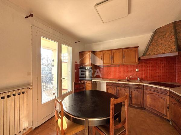 Maison à Avignon 5 pièces - 3 chambres - 1 bureau - Garage - Dépendances