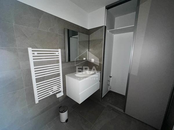 À vendre : Appartement neuf de 3 pièces avec vue sur le port à Canet-en-Roussillon