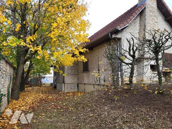 Il s'agit d'un appel d'offre sous pli cacheté organisé par l'ETAT.