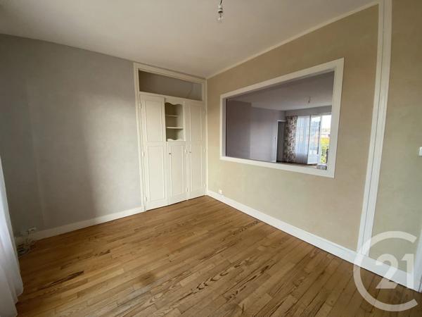 Appartement F4 à vendre  4 pièces - 108,99 m 2   LISIEUX  - 14