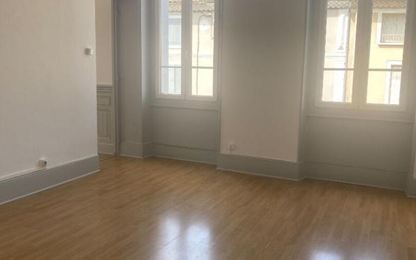 Appartement à louer    2 pièces •  Montélimar