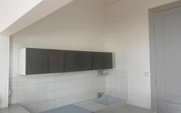 Appartement à louer    2 pièces •  Montélimar