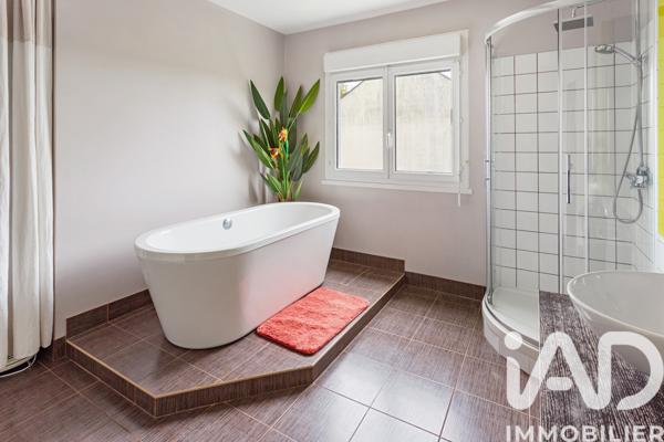 Maison à vendre 6 pièces 170 m² Nantes