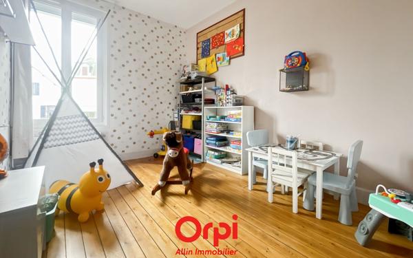 Maison à vendre    7 pièces • 138 m2 Montluçon