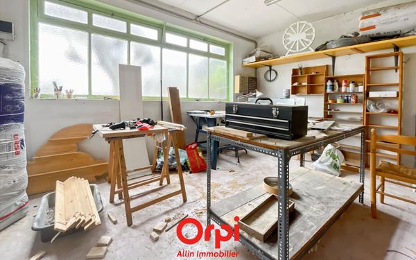 Maison à vendre    7 pièces • 138 m2 Montluçon